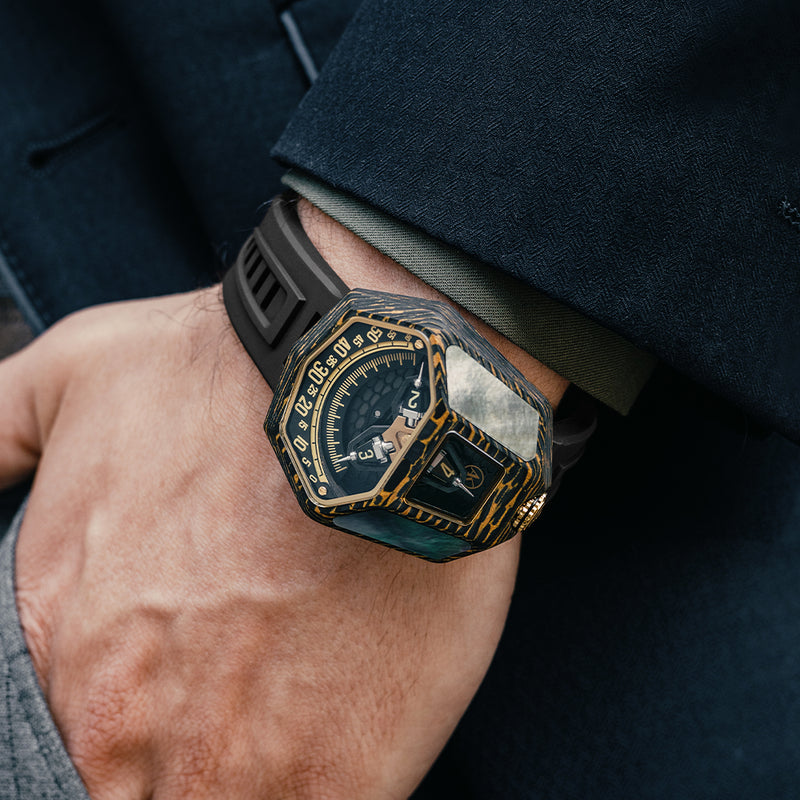 ATOWAK COBRA Venom Gold: Forged Carbon & Satellite Hour Watch – Atowak